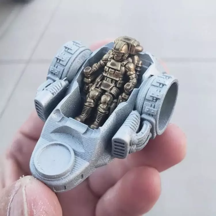 28mm Waldo Size Reference Figure With Cockpit Free 3D print model