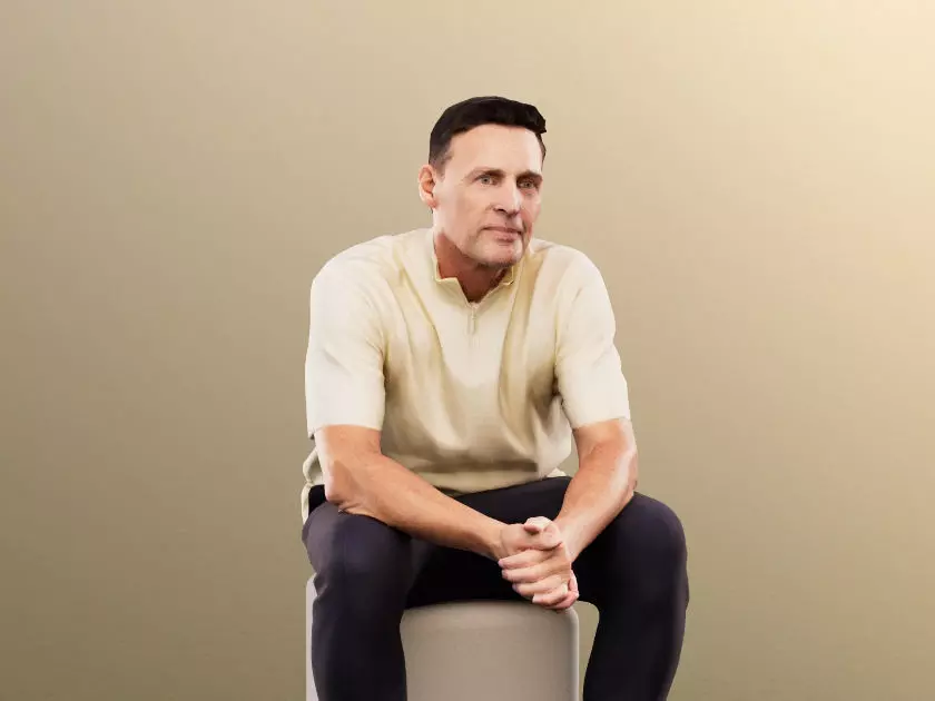 Ruben 13669 - Sitting Casual Man Low-poly 3D model