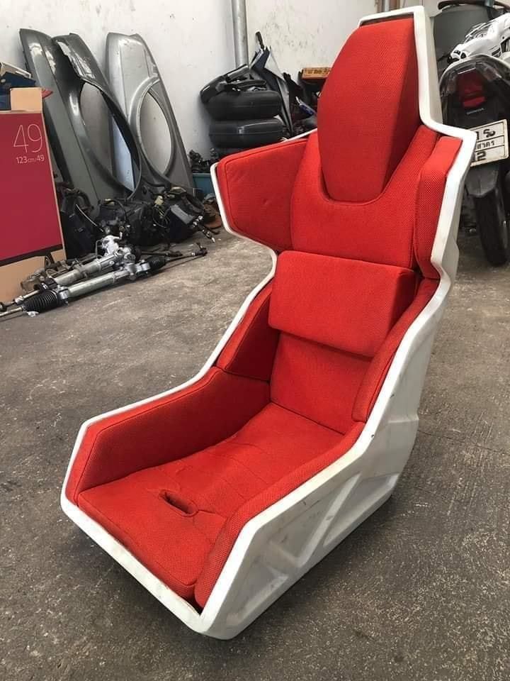 TOMs GUNDAM STYLE RACING SEAT FOR 1 24 SCALE AUTOS AND DIORAMAS 3D print model_1