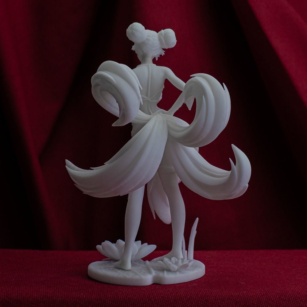 3D Print model - Fox girl - 5-tailed kitsune 3D print model_3