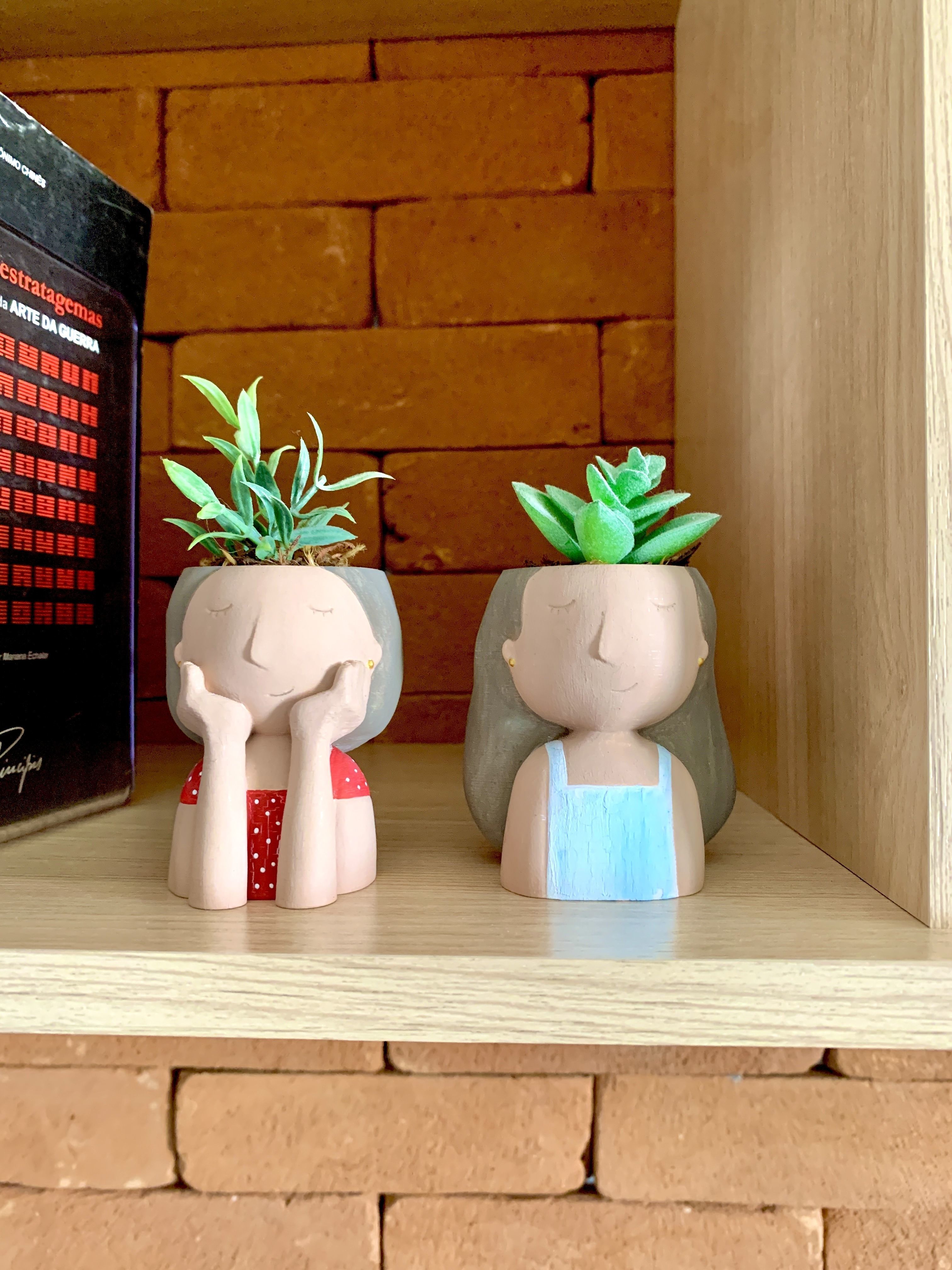 VASE MOTHER OR WIFE Free 3D print model_2