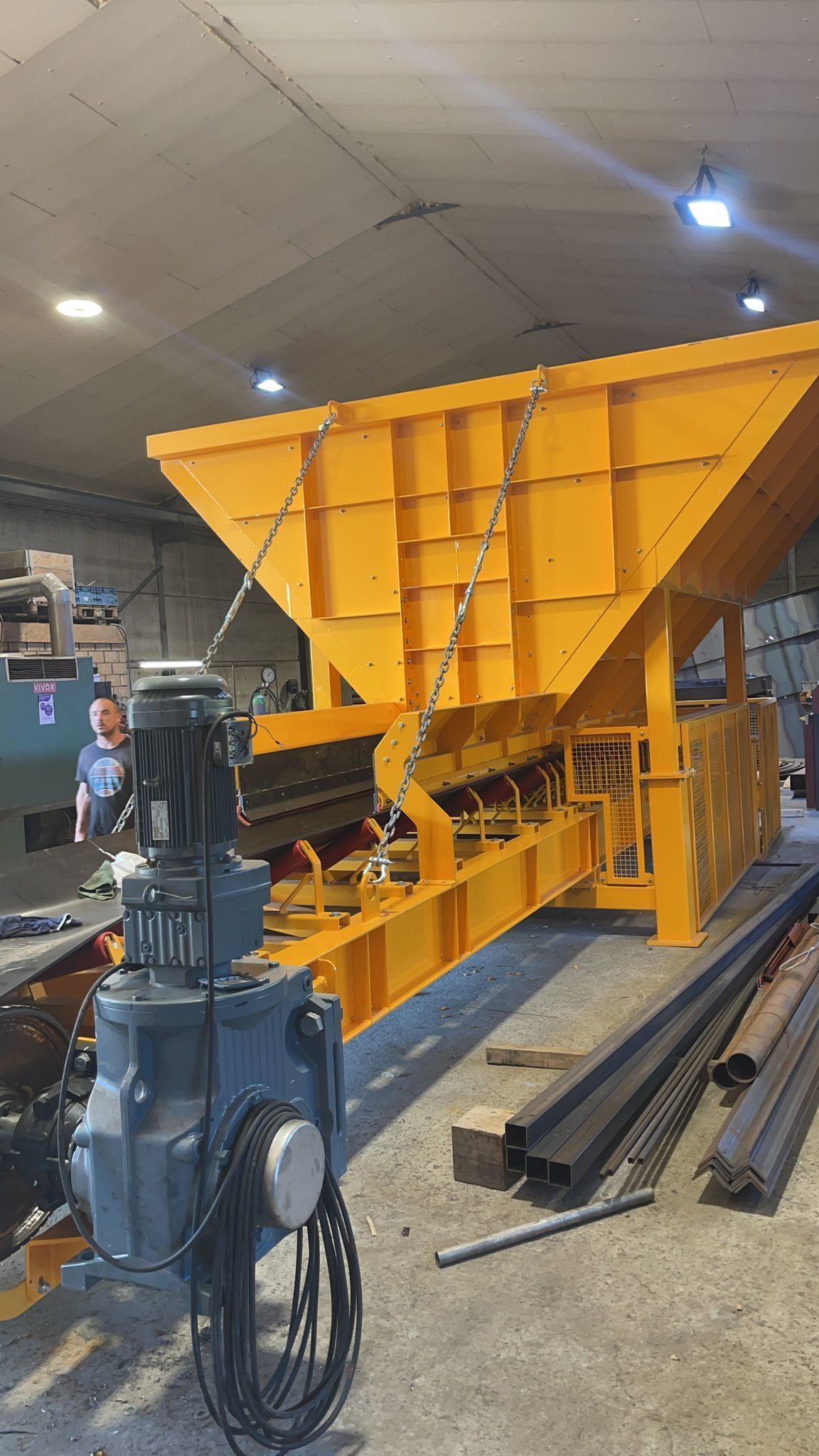 Hopper feeder for aggregates 3D model_9