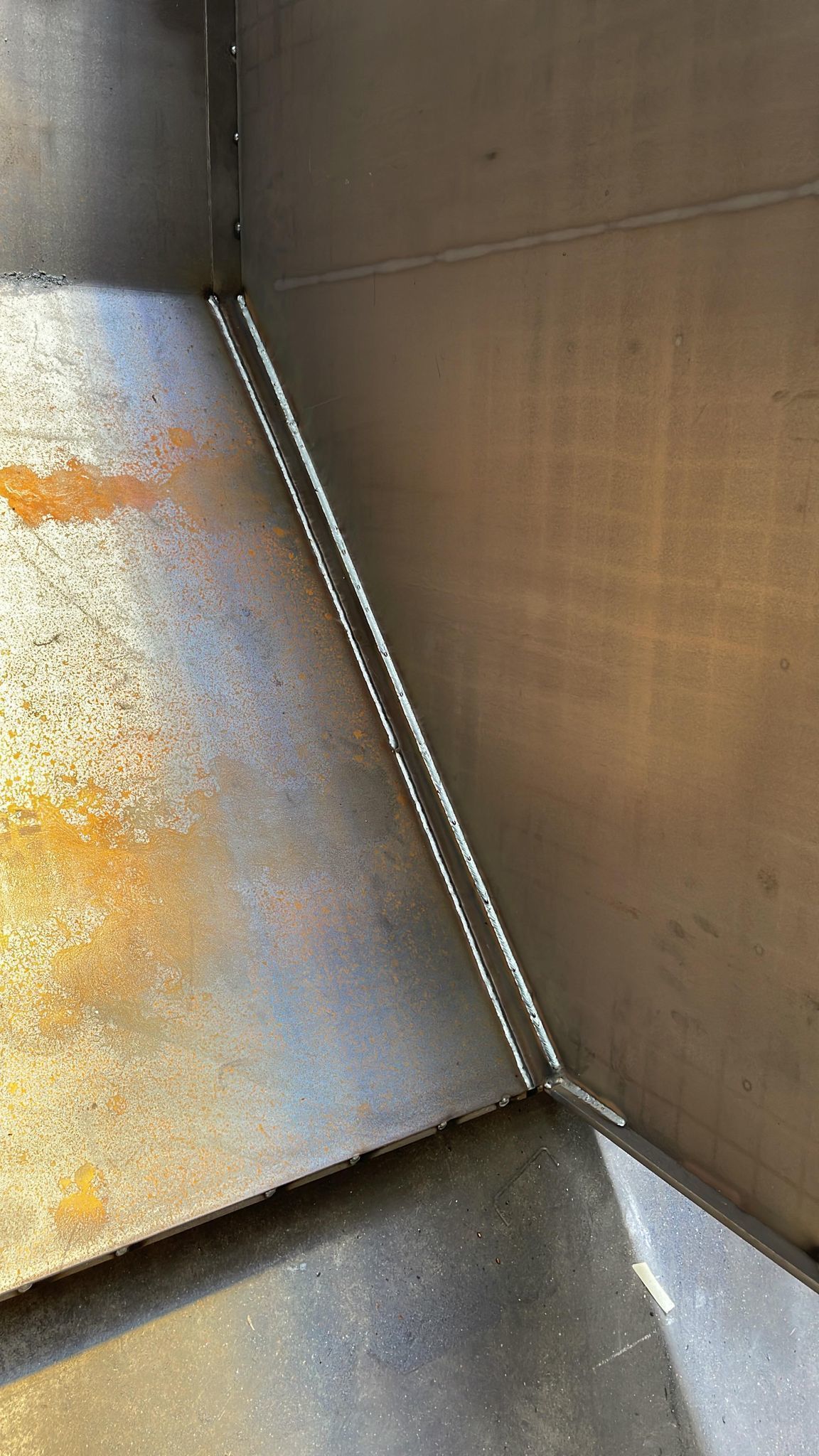 Bunkers with chutes for concrete batching plant 3D model_12