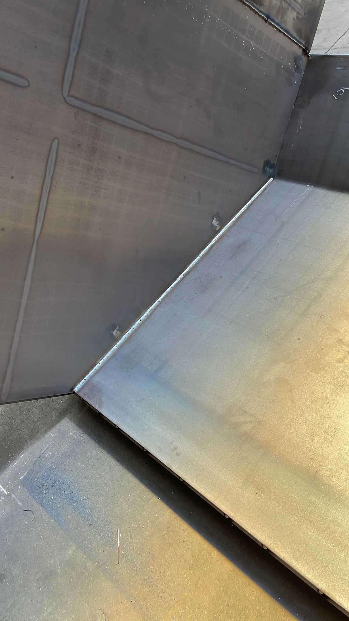 Bunkers with chutes for concrete batching plant 3D model_17