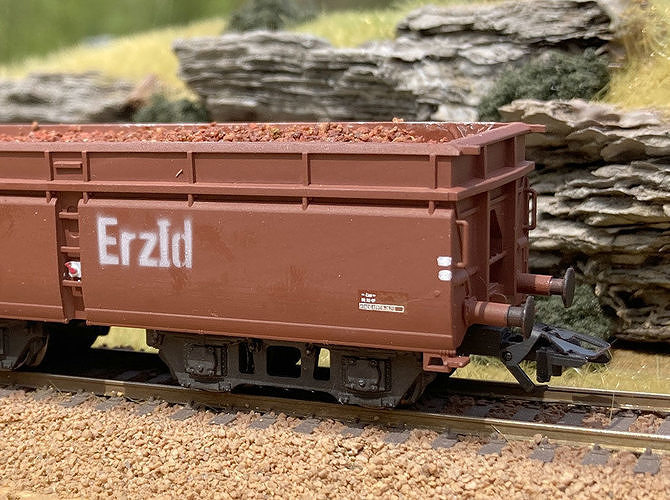 ROLLS-0012 German State Railways Hopper car 00tz 44 H0-scale 3D print model 4
