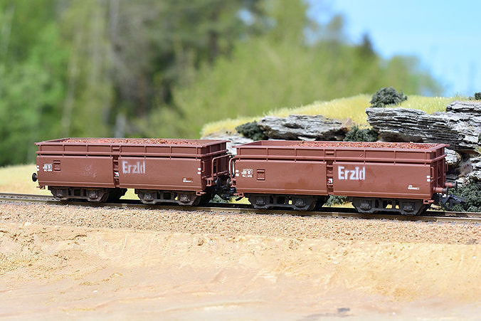 ROLLS-0012 German State Railways Hopper car 00tz 44 H0-scale 3D print model 5