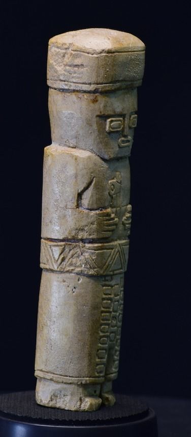 Tiwanaku personal statue 3D print model_3