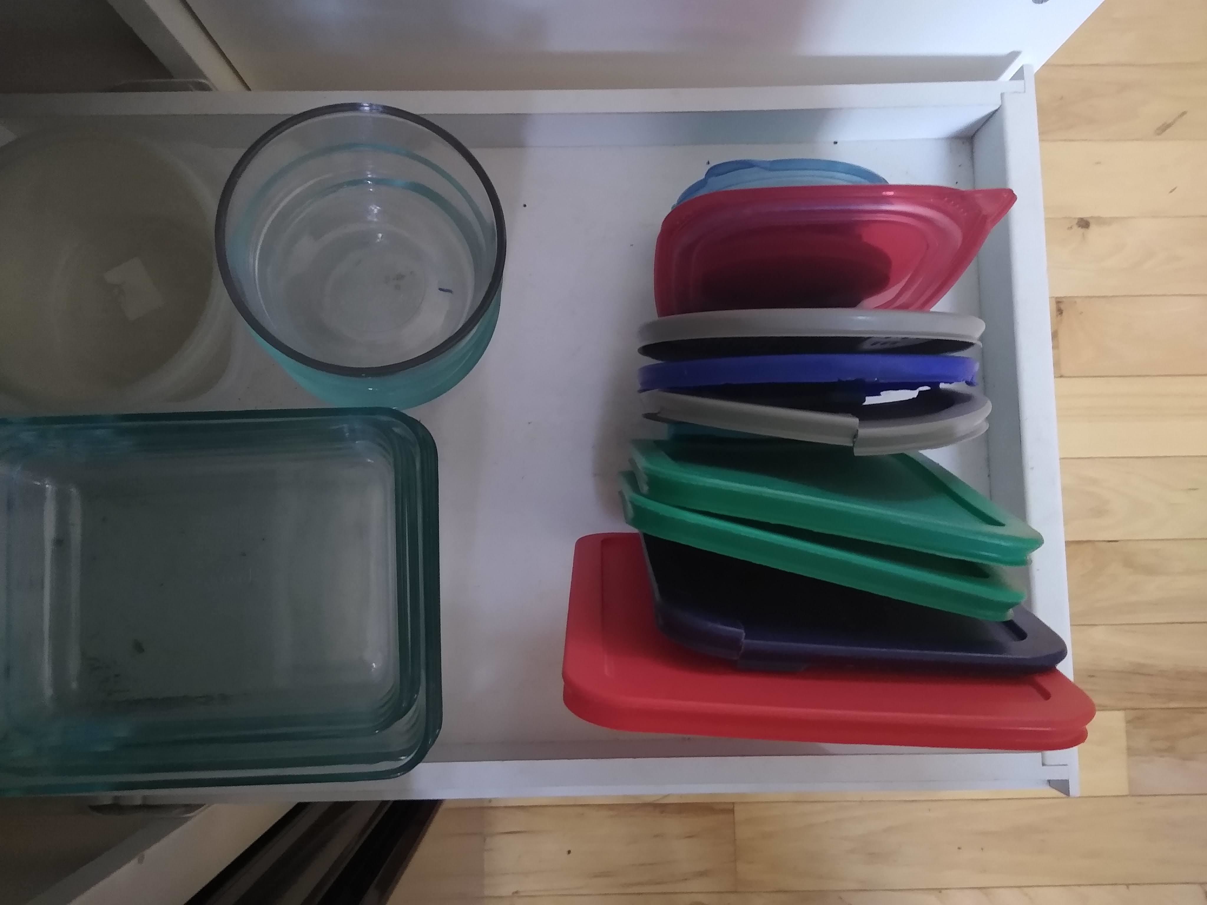 Tupperware Lid Holder 3D print model_2