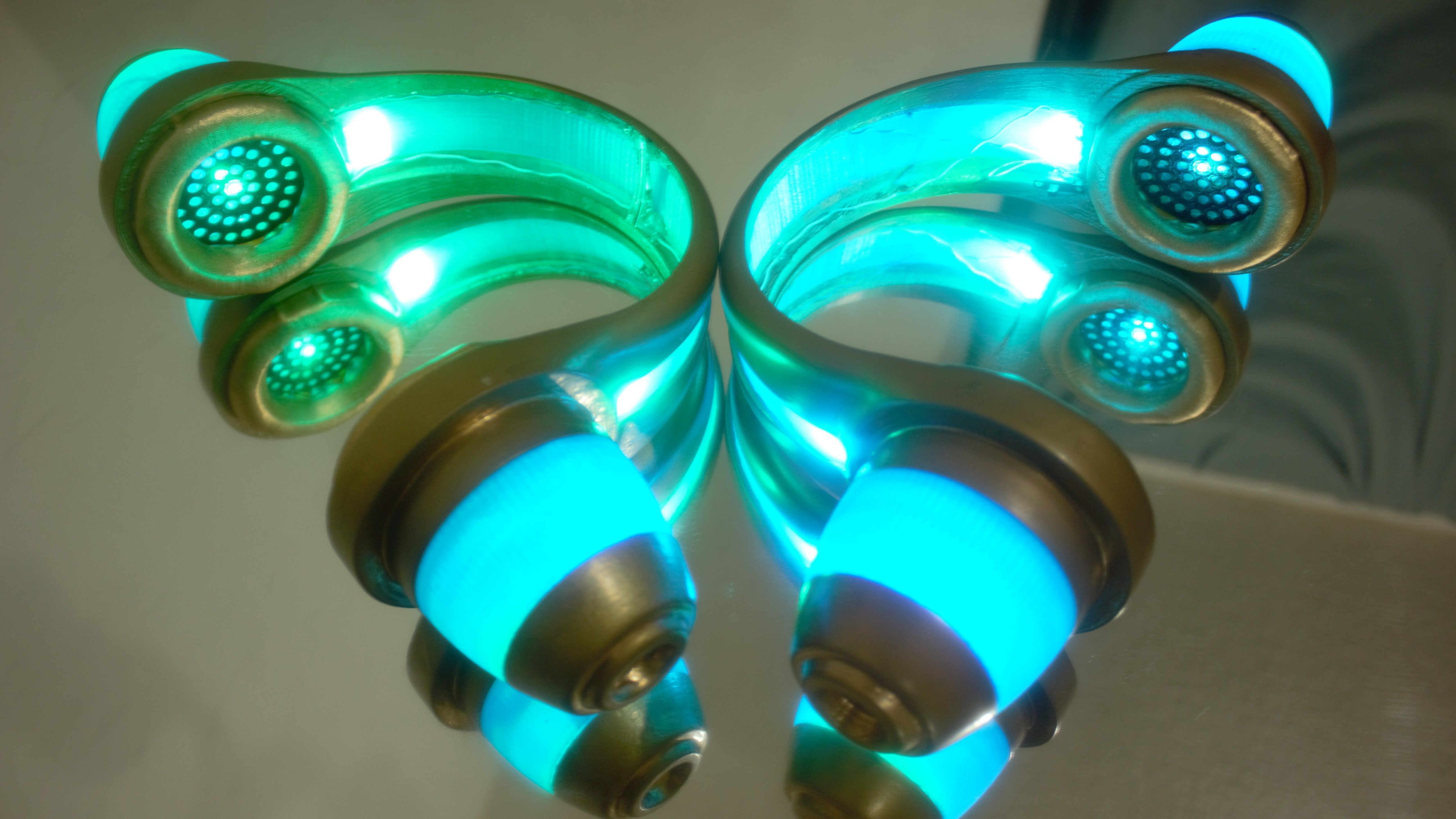 AUDIFONOS UTA ONE PIECE 3D PRINT MODEL  3D print model_1