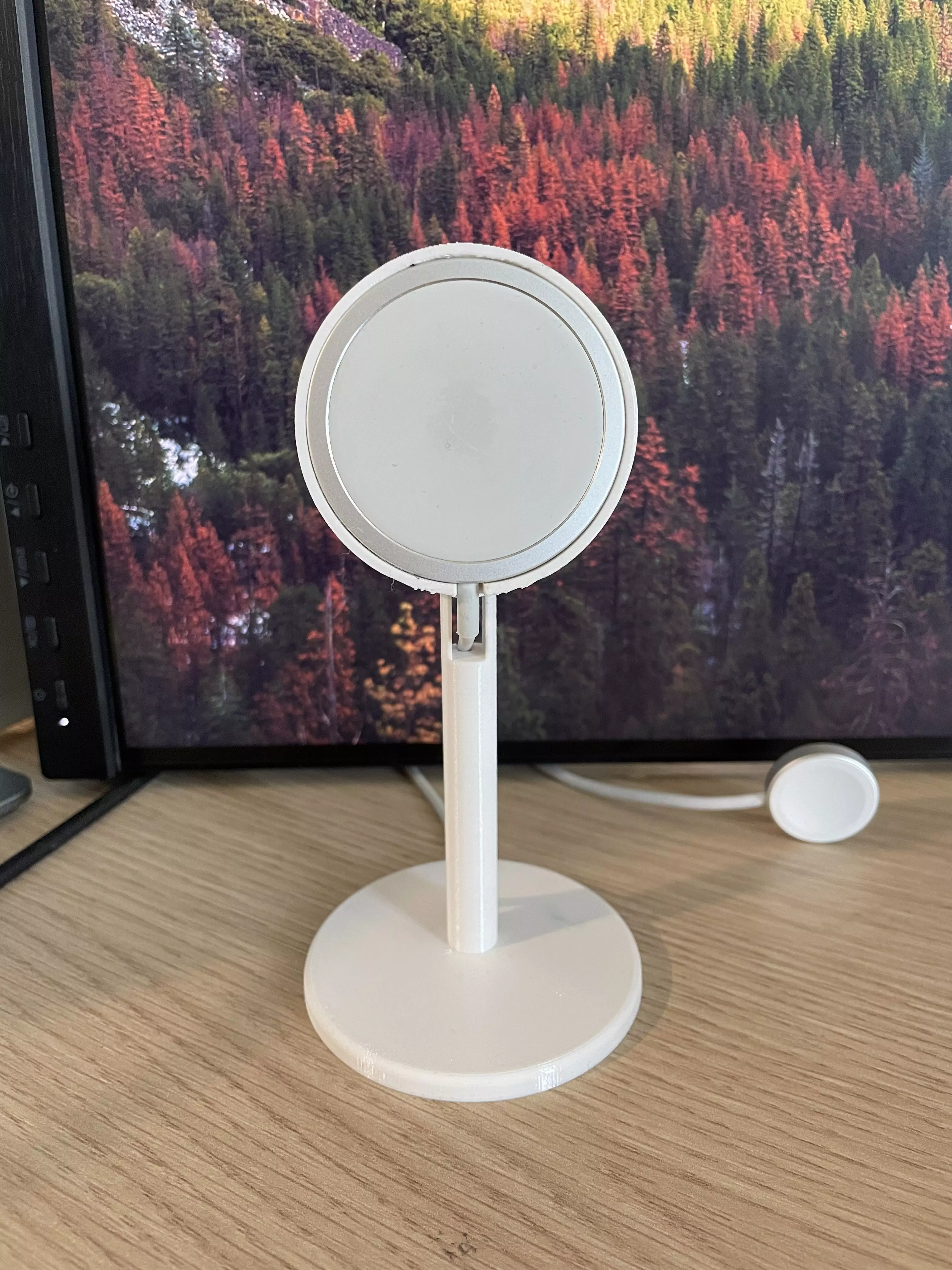 Minimalistic magsafe iphone stand 3D print model_0