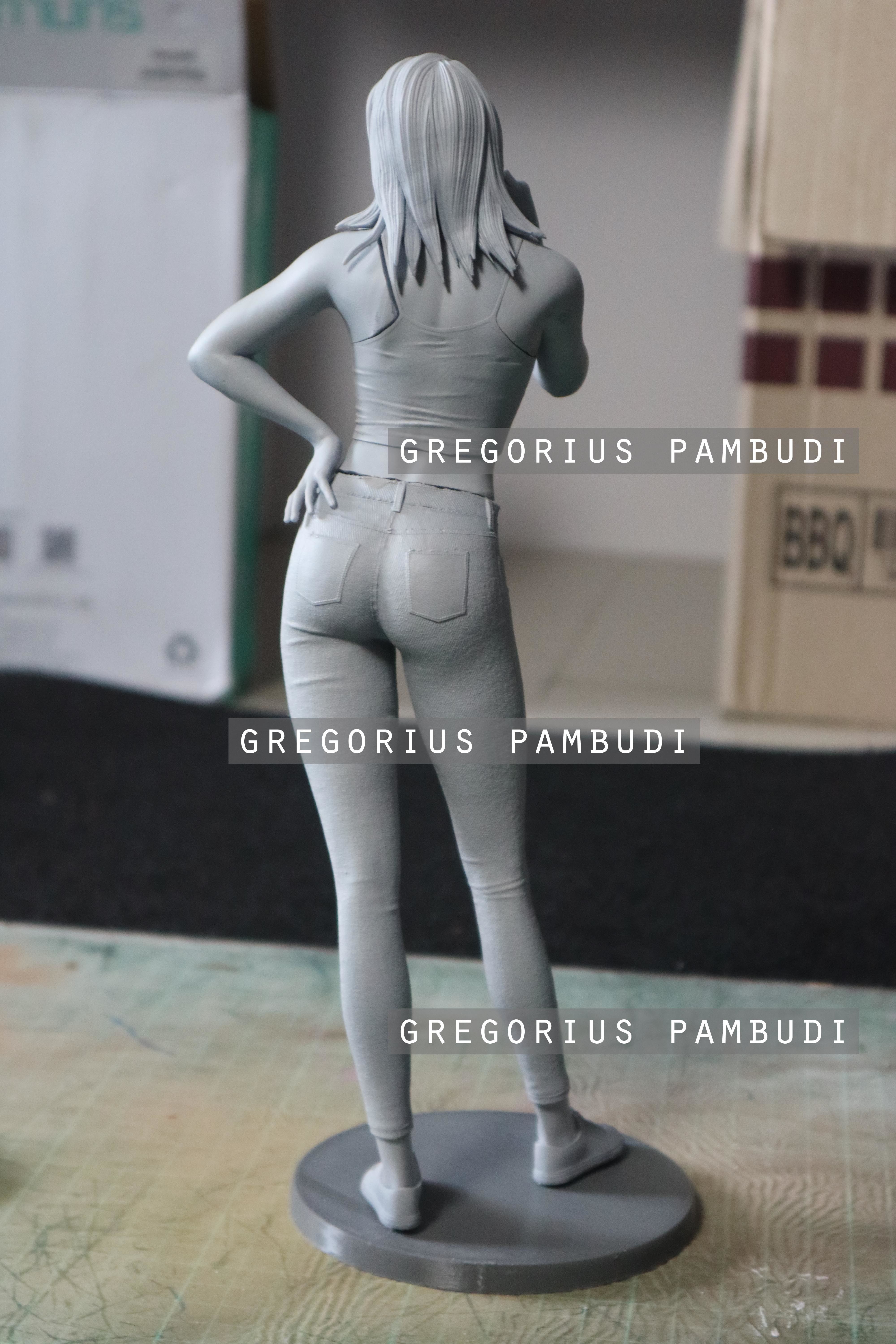 A woman eating ice cream statue 3d printable 3D print model_22