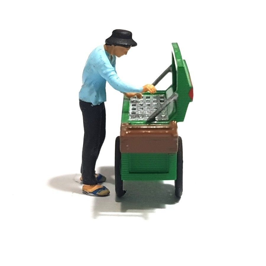 Figure Mamang Es Goyang in 1-64 Scale 3D print model_1