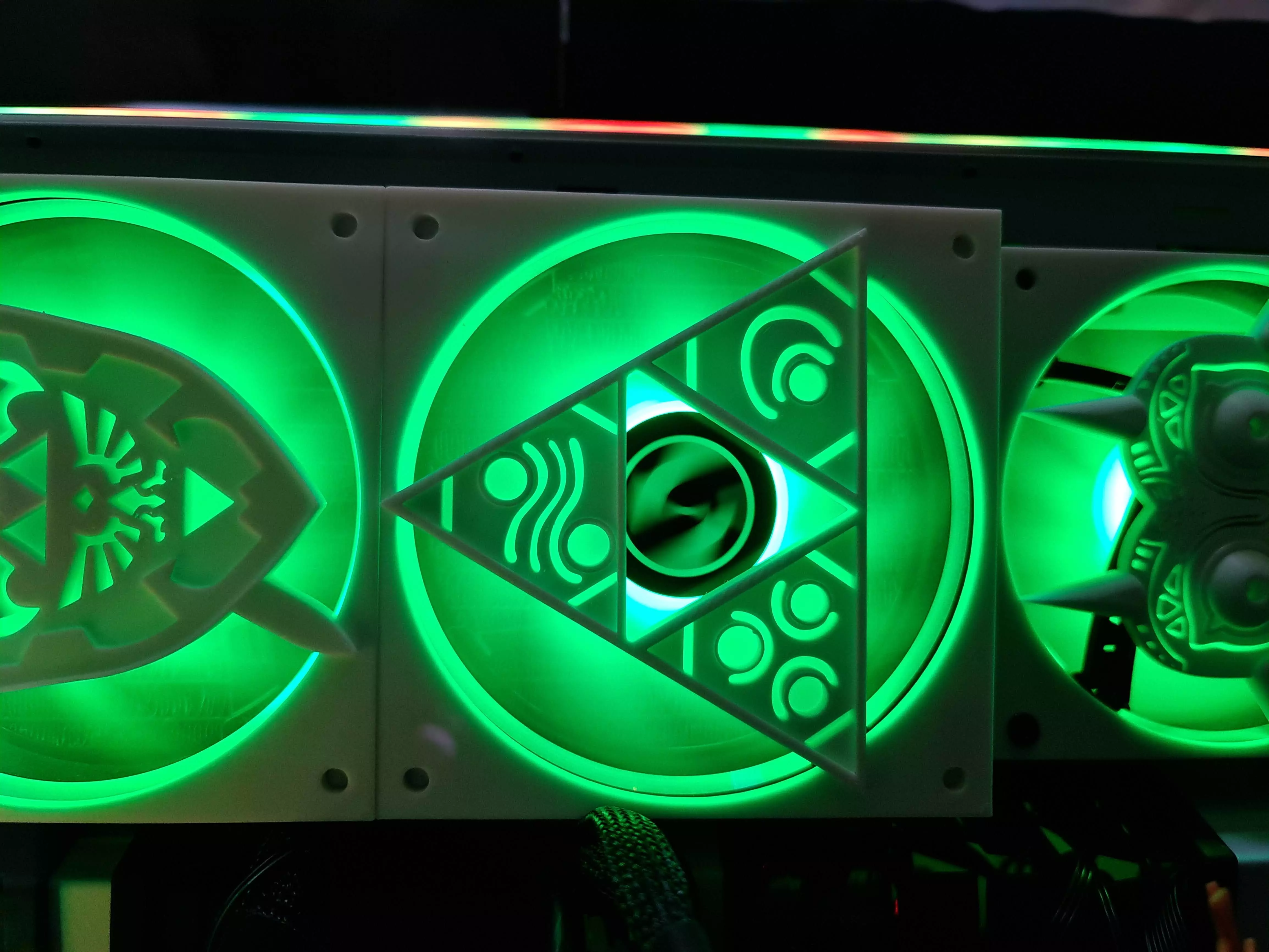 Zelda Tri-force 120mm Fan cover 3D print model_0
