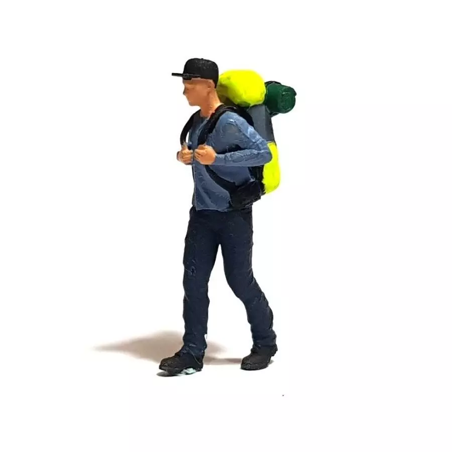 Figure Hardian Camping Walking 1-64 Scale 3D print model_0