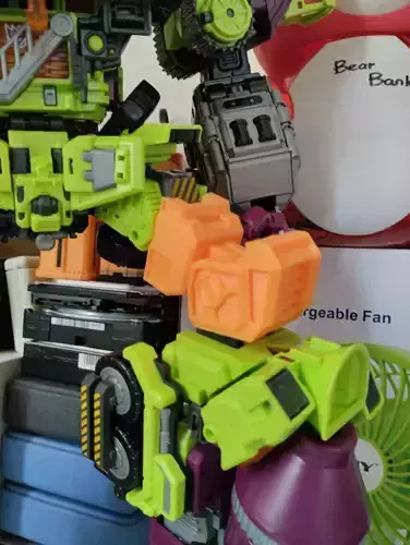 Devastator NBK GT Builder knee joint