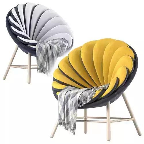 The Quetzal Armchair Flies into Missana