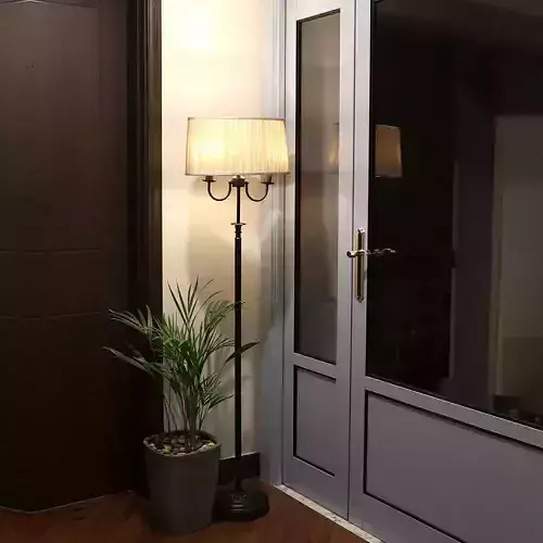 Baroness Second Class Market Stand