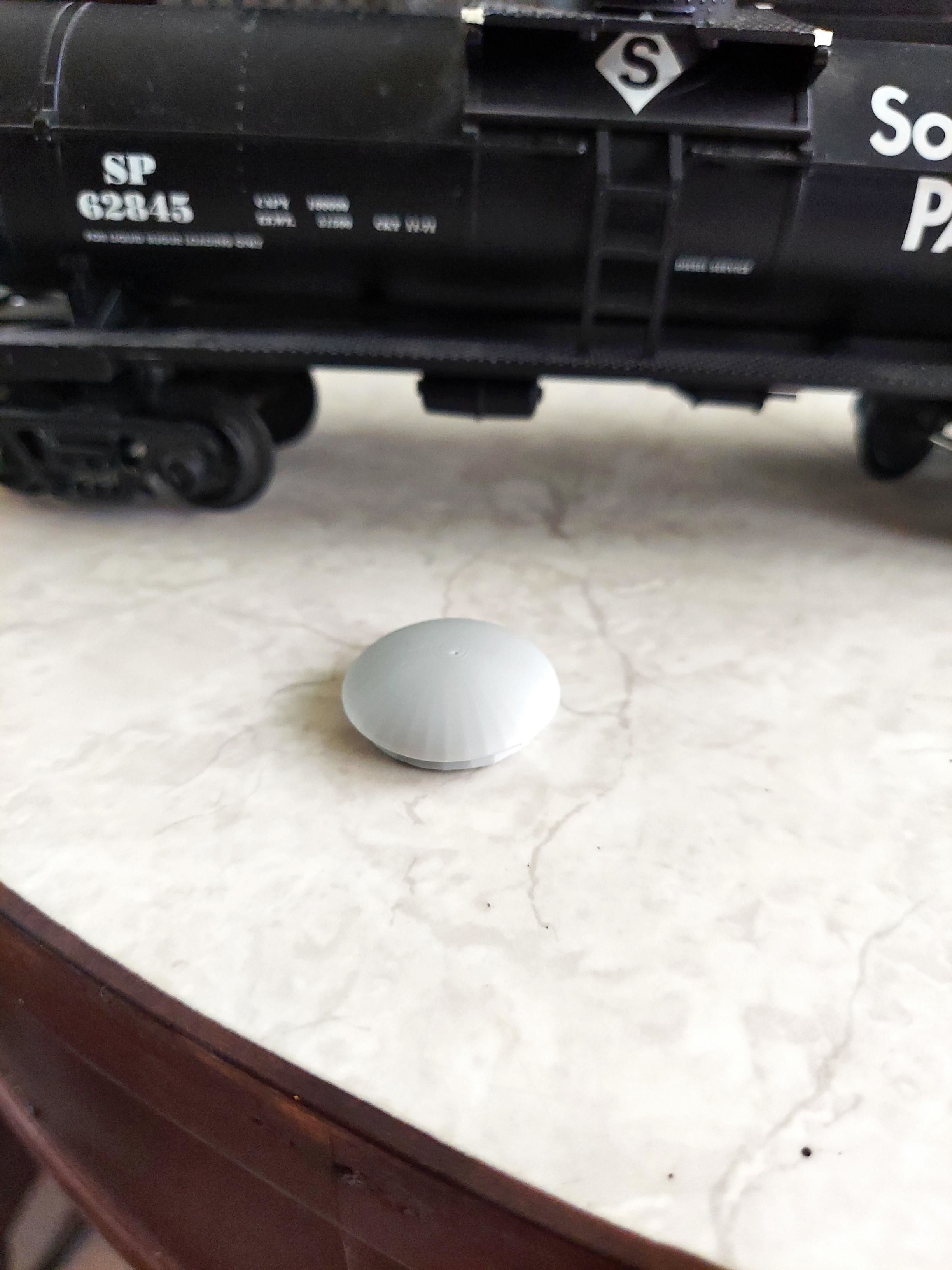 Lionel O gauge tanker car replacement cap Free 3D model_1