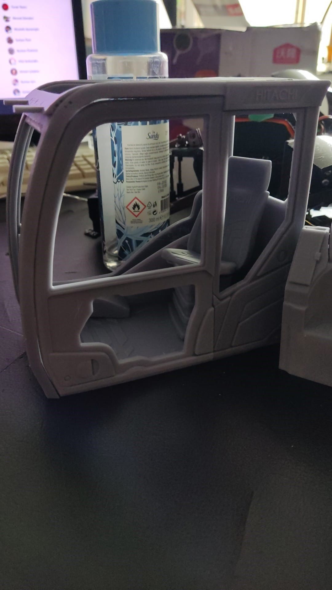 rc hitachi excavator 3d print cabin model 3D print model_1