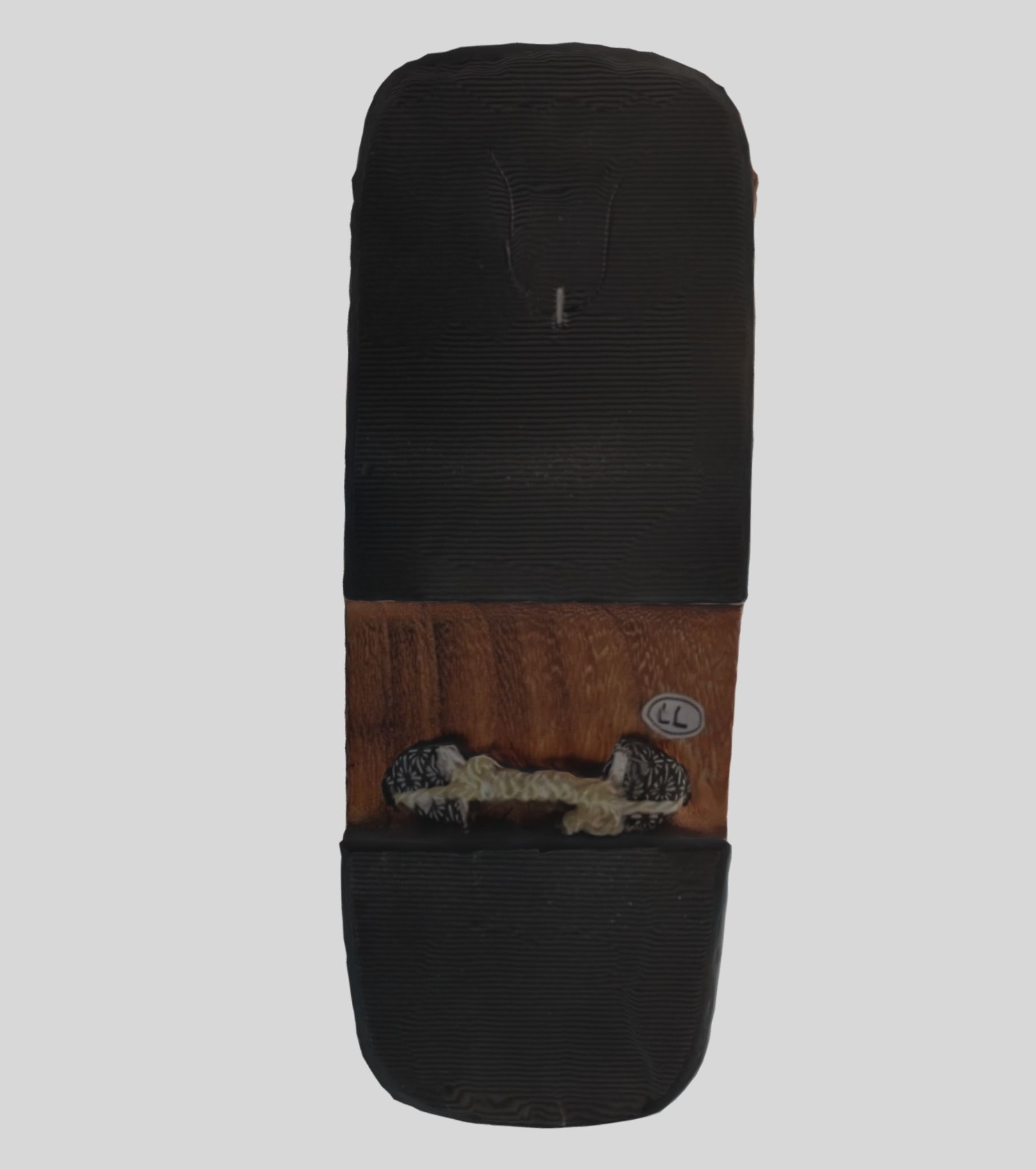 Geta - traditional Japanese footwear Free 3D model_1