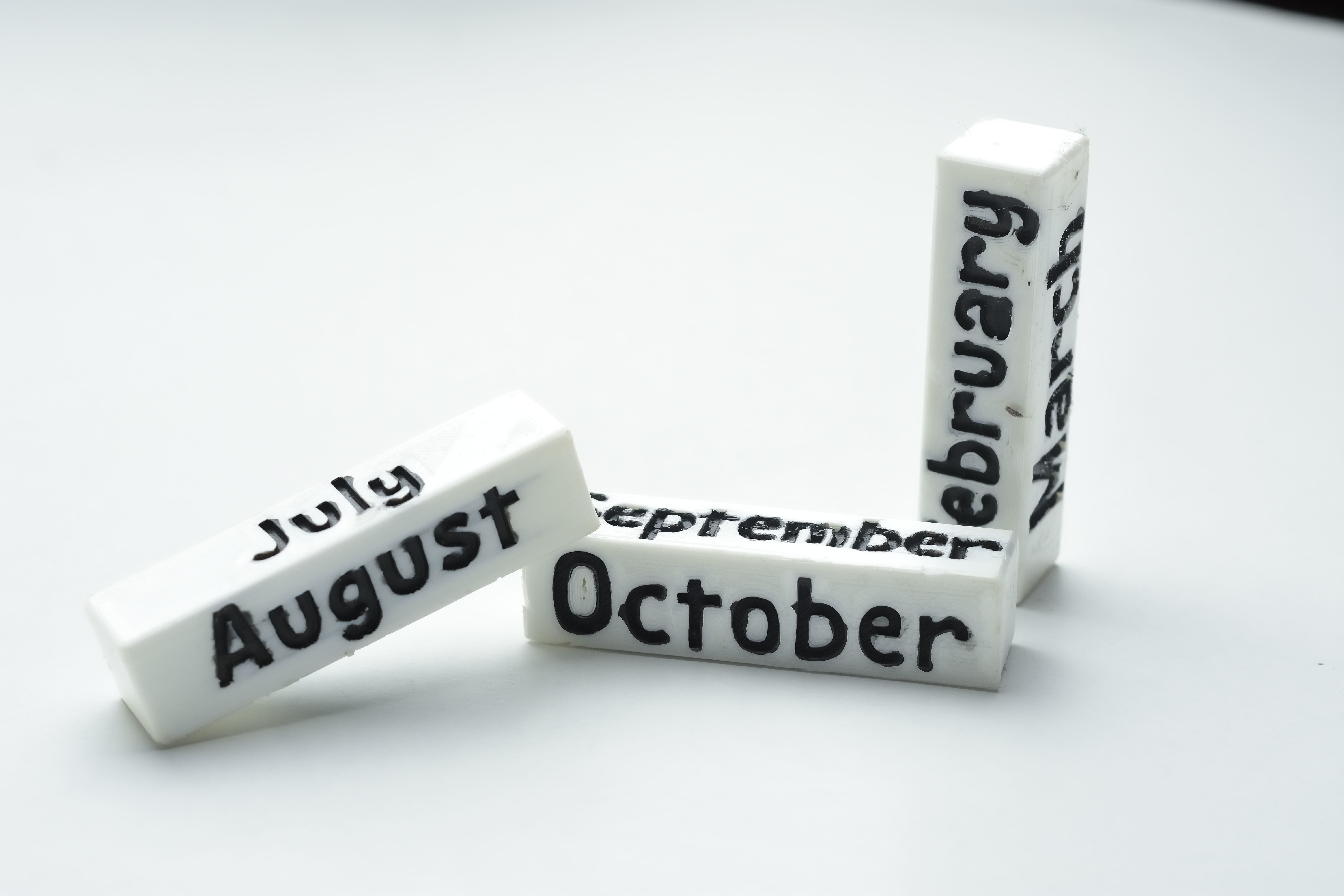 Accessory for Snoopy calendar house Cubes months in English 3D print model_1