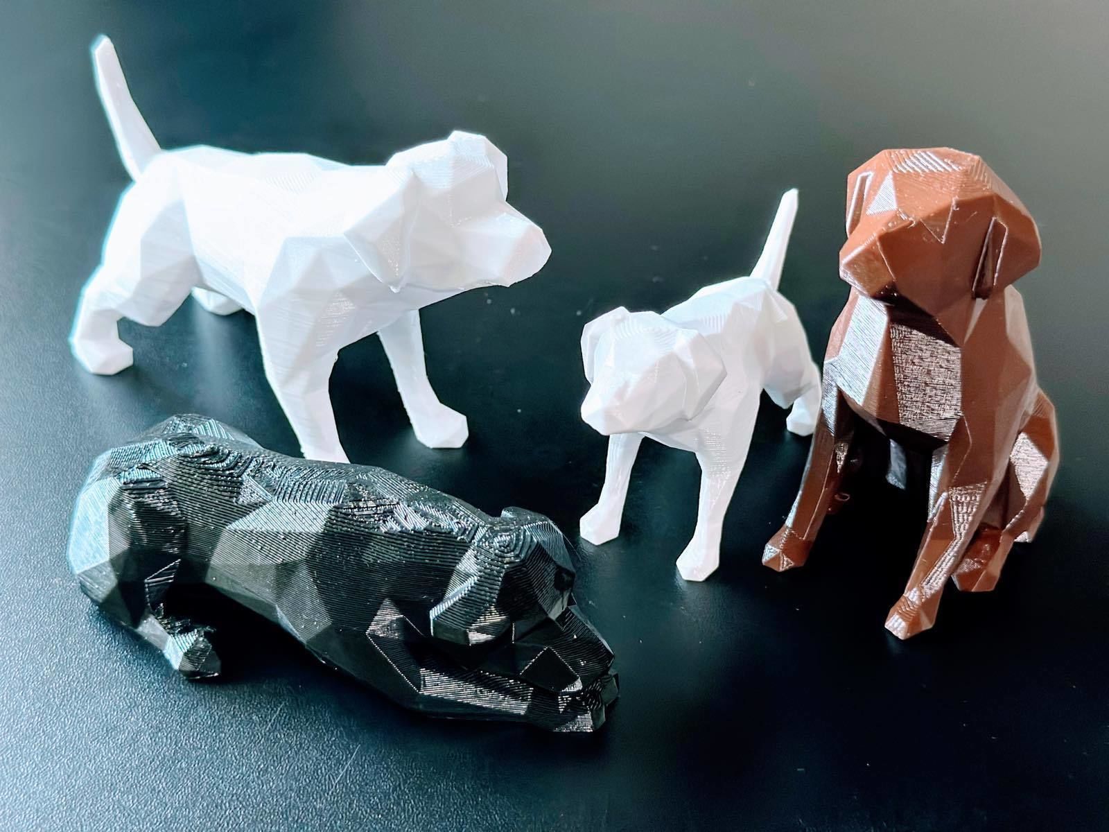 Low polygon labrador 3D print model  in three poses Free 3D print model_8