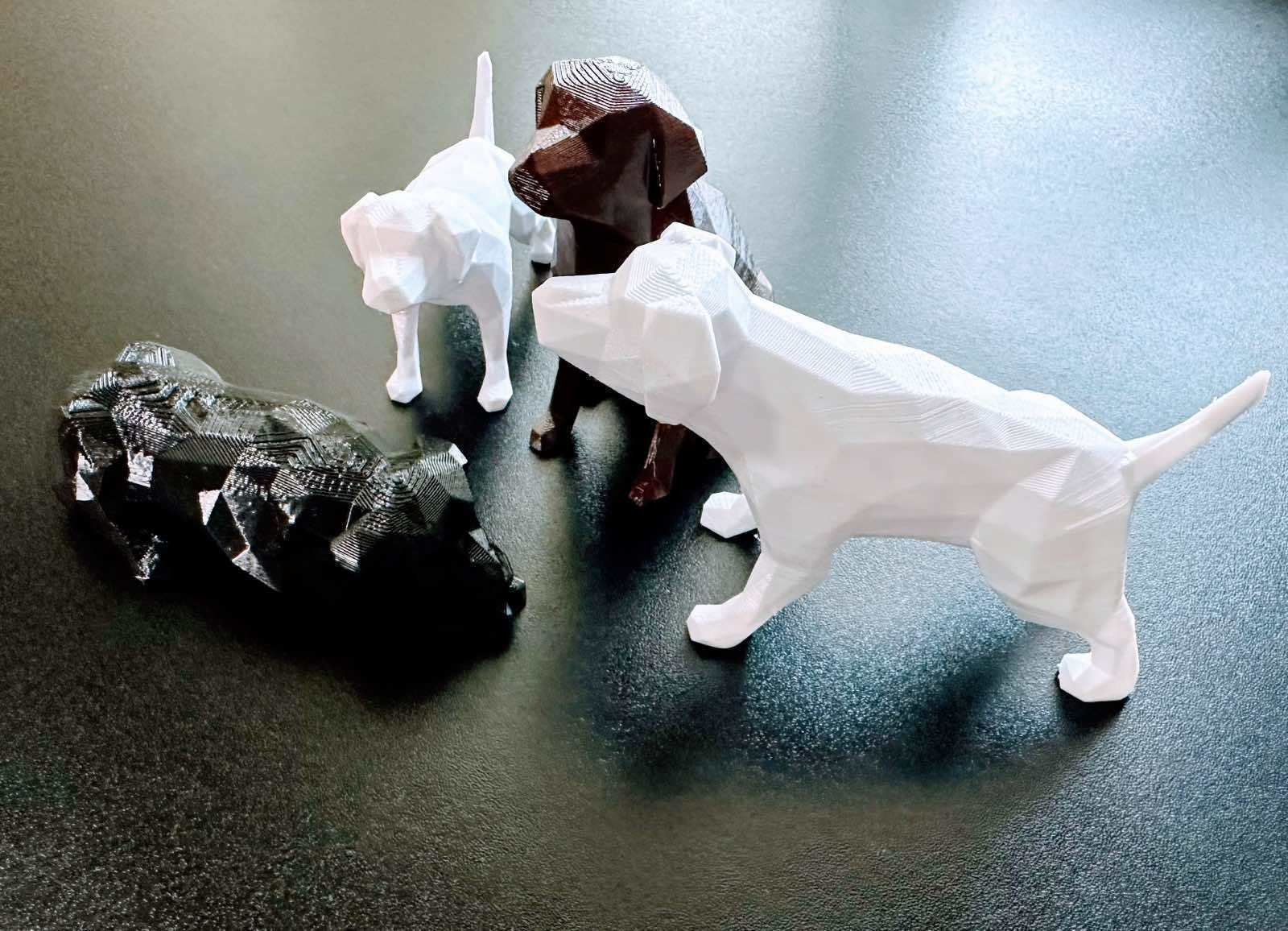 Low polygon labrador 3D print model  in three poses Free 3D print model_7