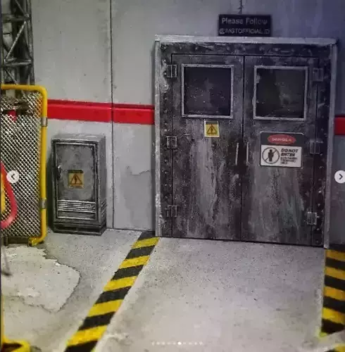 Steel Door 64 Scale 3D print model