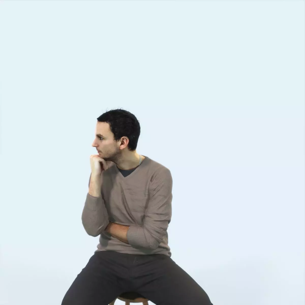 Jest 05H Listening Casual Sitting Man Low-poly 3D model_0