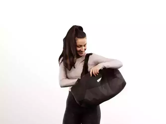 Camila 13025 - Standing Woman With Lagre Bag