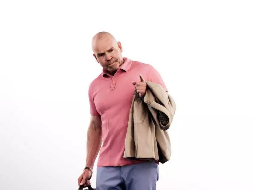 Dirk 13262 - Standing Casual Man With Jacket And Bag Pointing Low-poly 3D model_0