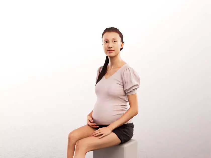 Taja 13573 - Sitting Pregnant Woman Low-poly 3D model