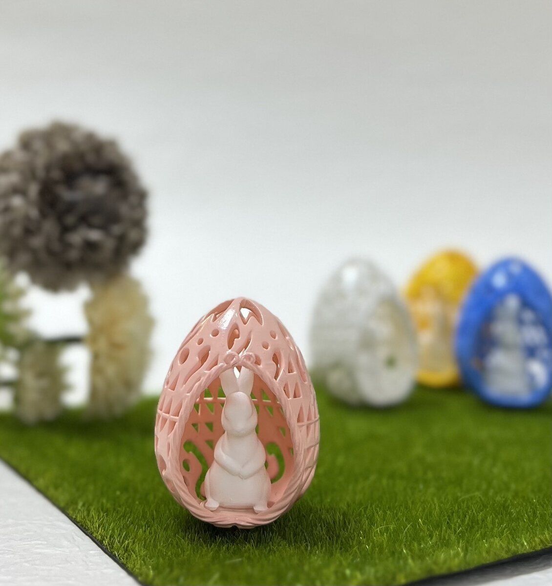 SLEEPING RABBIT IN AN EASTER EGG 3D print model_1