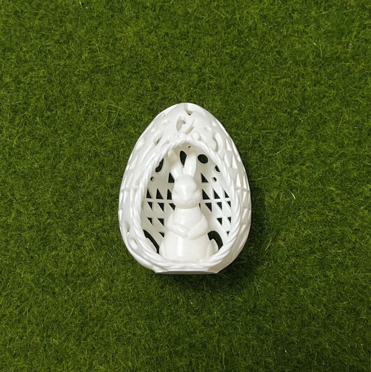 SLEEPING RABBIT IN AN EASTER EGG 3D print model_3