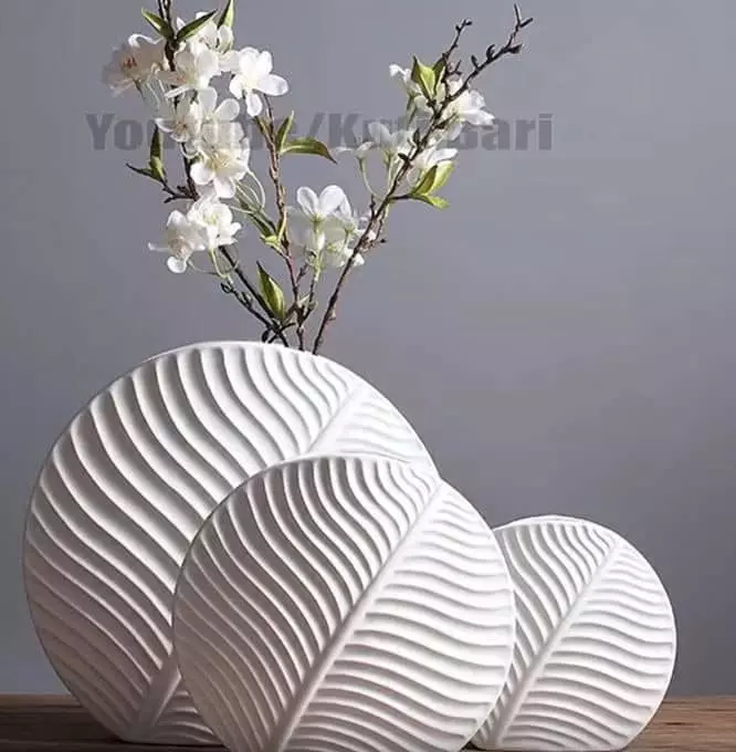 Leaf pattern vase 2 3D print model_0