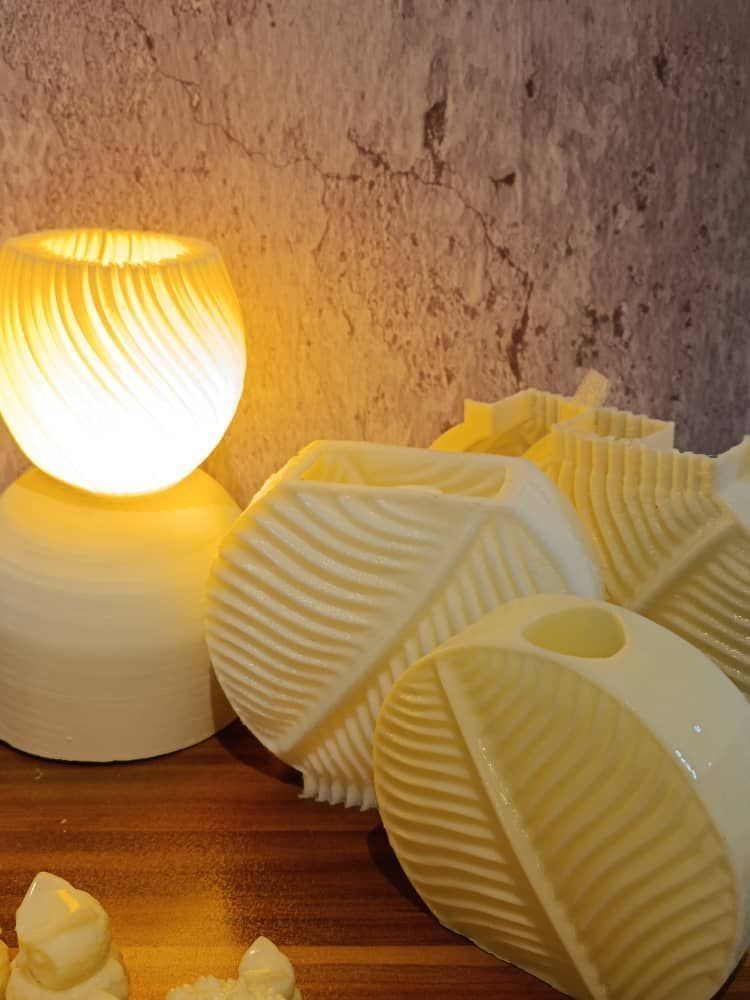 Leaf pattern vase 2 3D print model_1