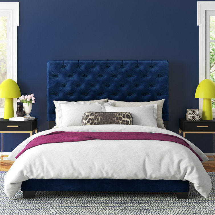 Circe Upholstered Bed 3D model_10