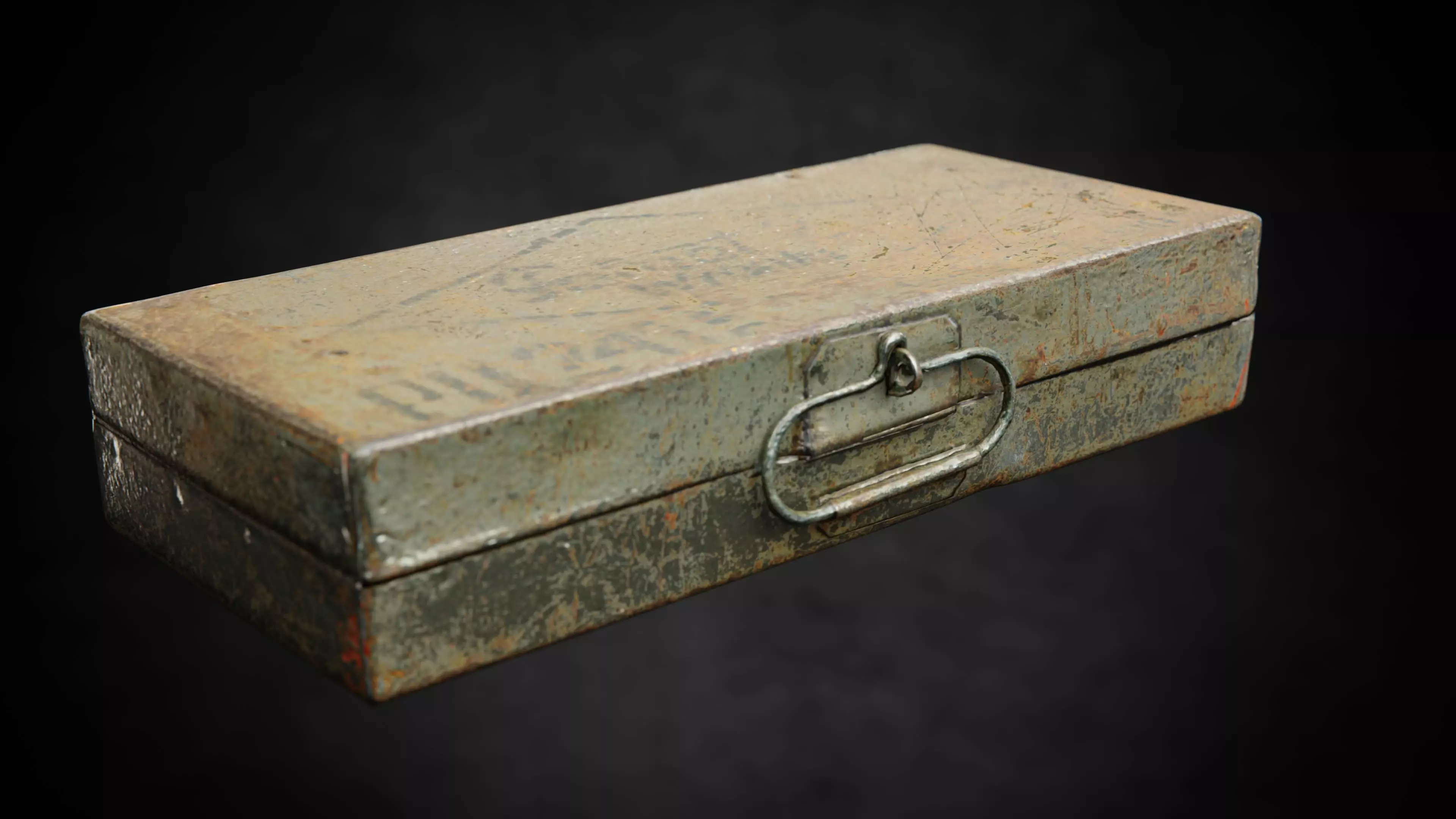 Old Wrench box Free low-poly 3D model