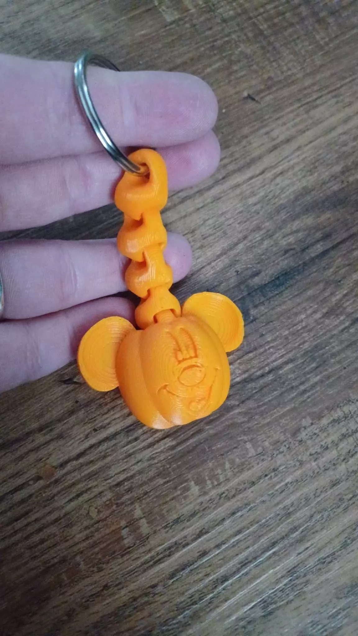 Flexi mickey mouse pumpkin Keyring  3D print model_0