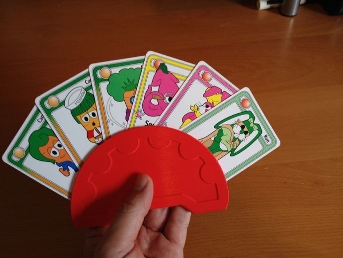  CardEasy - Printable Playing Card Holder 3D print model_1
