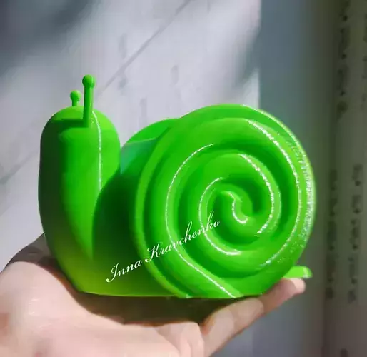 Set 2 models Snail Organizer Vase 