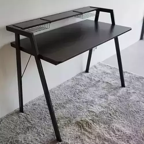Ernen Desk