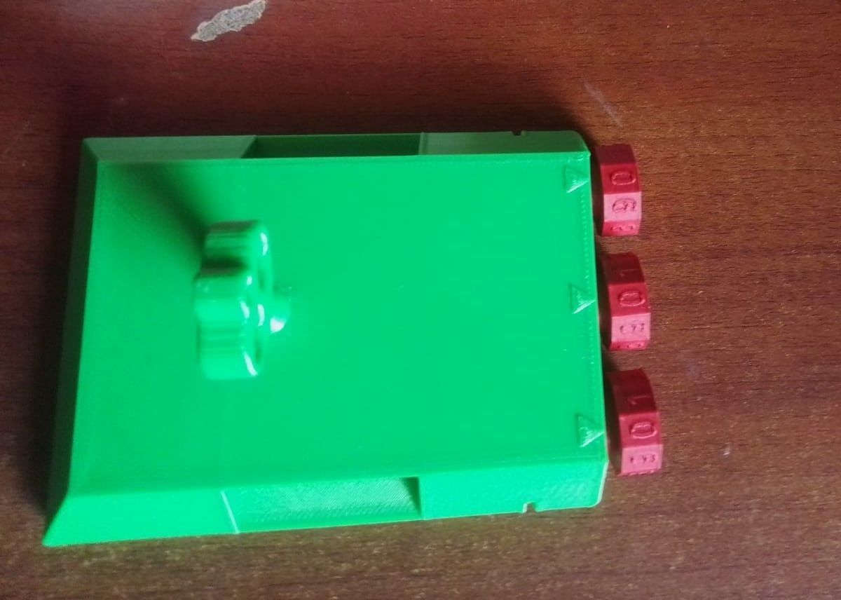 BOX WITH CODE LOCK FREE SUPPORT 3D print model_7