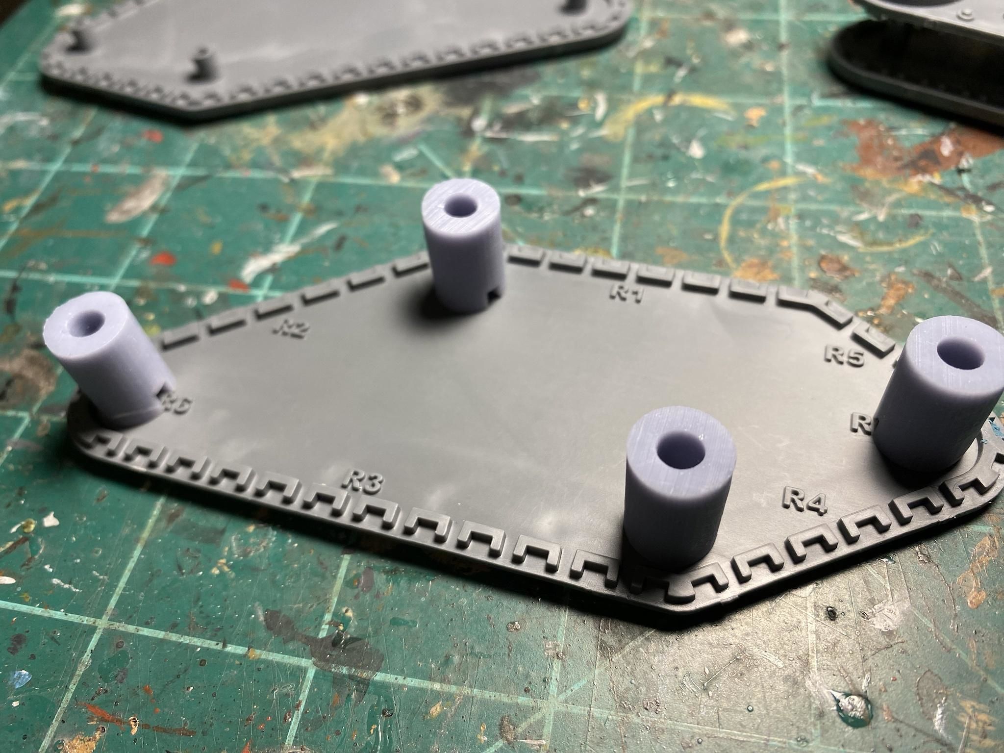 Eagle Pattern Tracks Imperial Armor 3D print model_1