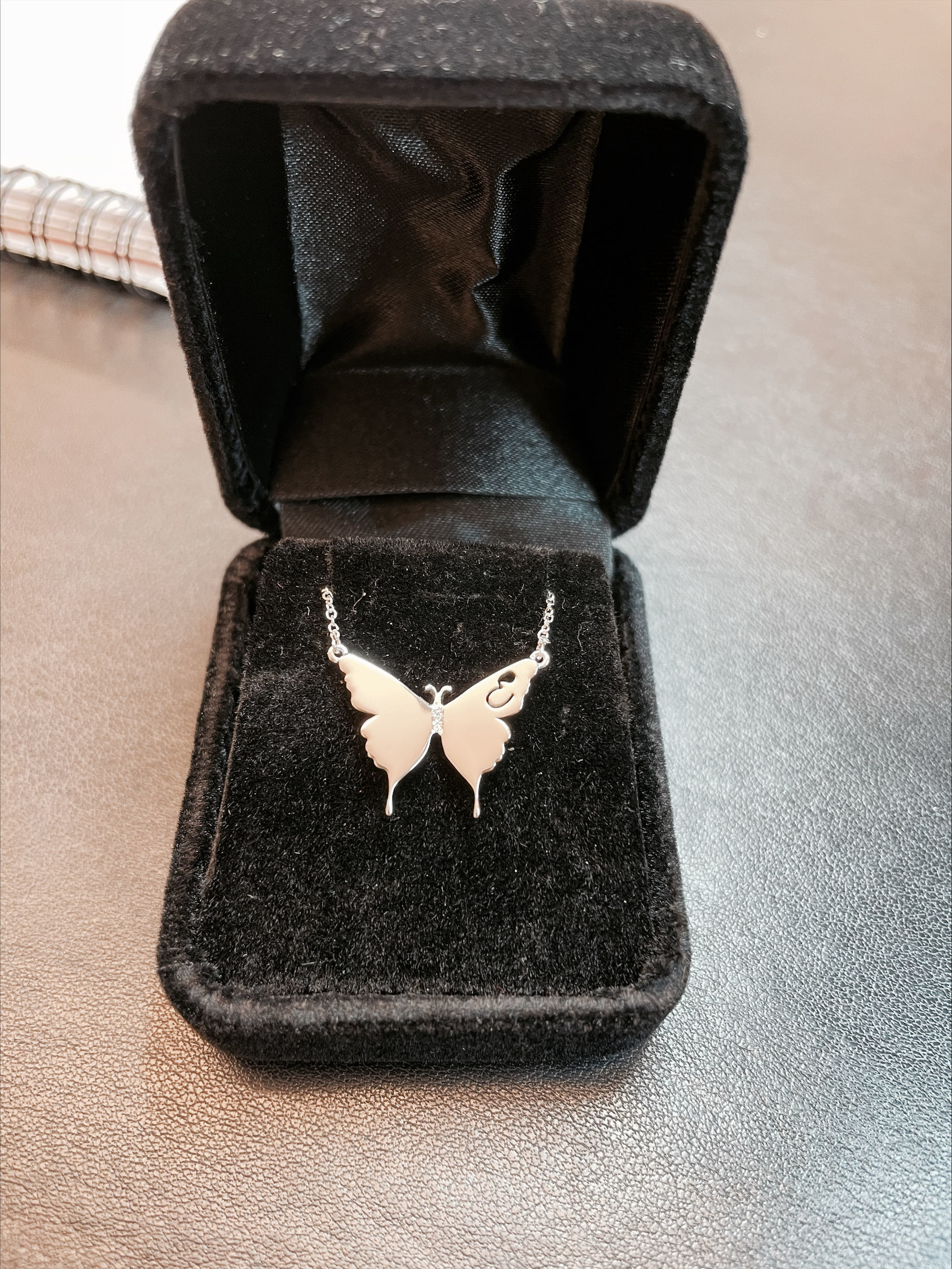 Butterfly Pendant - Flutter 3D print model_6