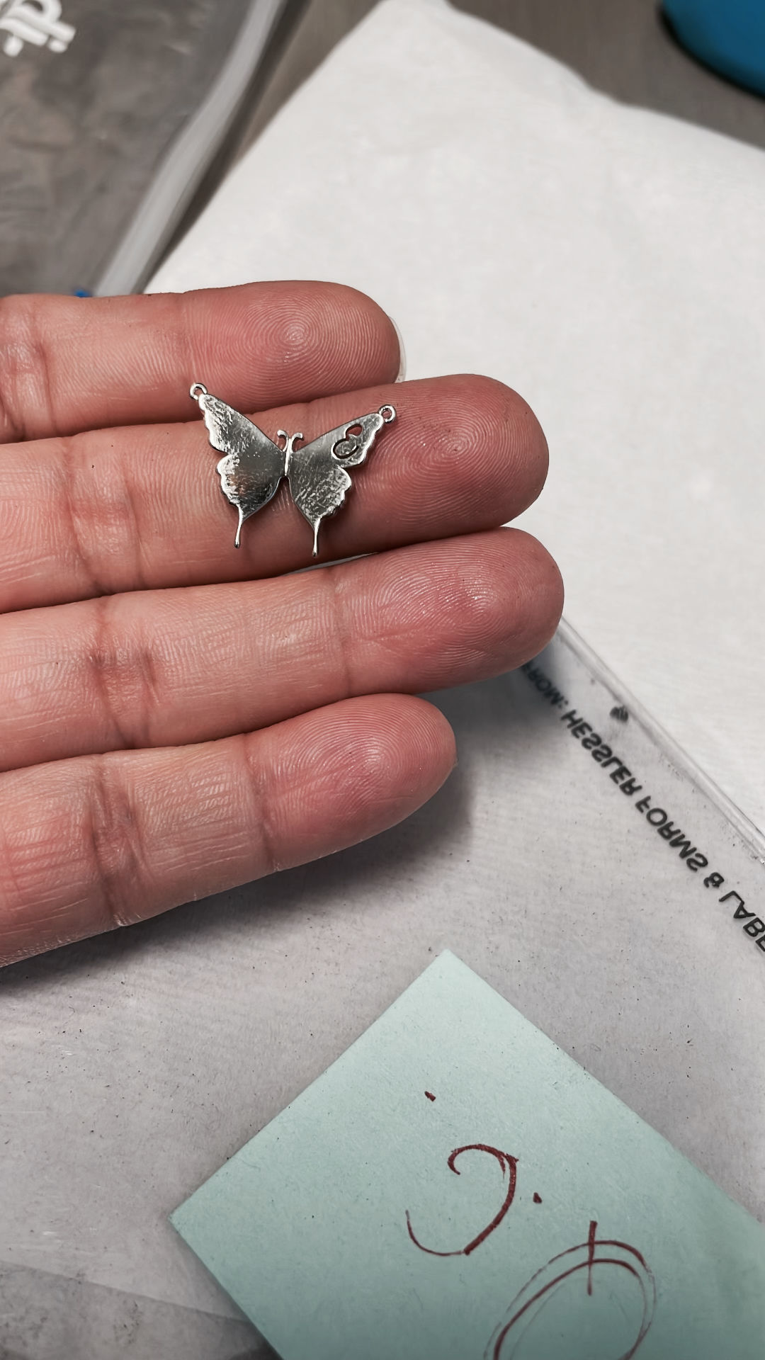 Butterfly Pendant - Flutter 3D print model_7