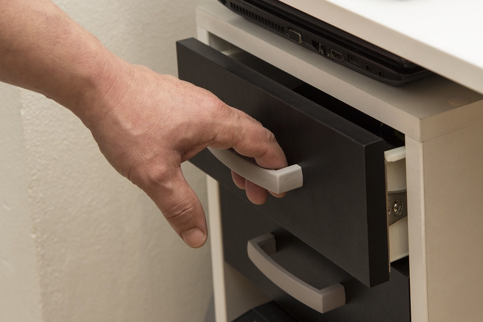 Cabinet drawer handle and pull  print model 3D print model_3