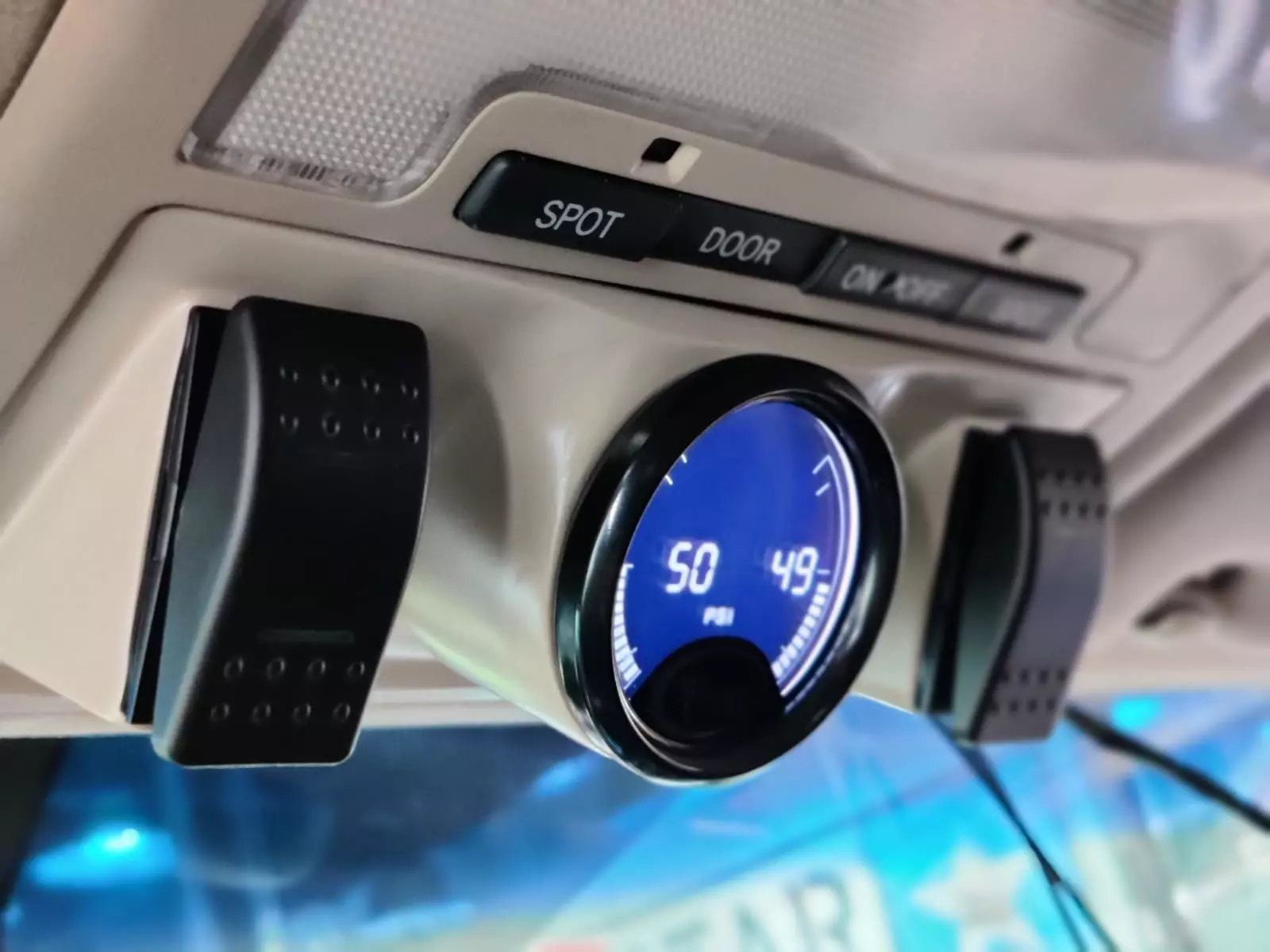 Land Cruiser Overhead Console Airbag Man Gauge Adaptor 3D print model