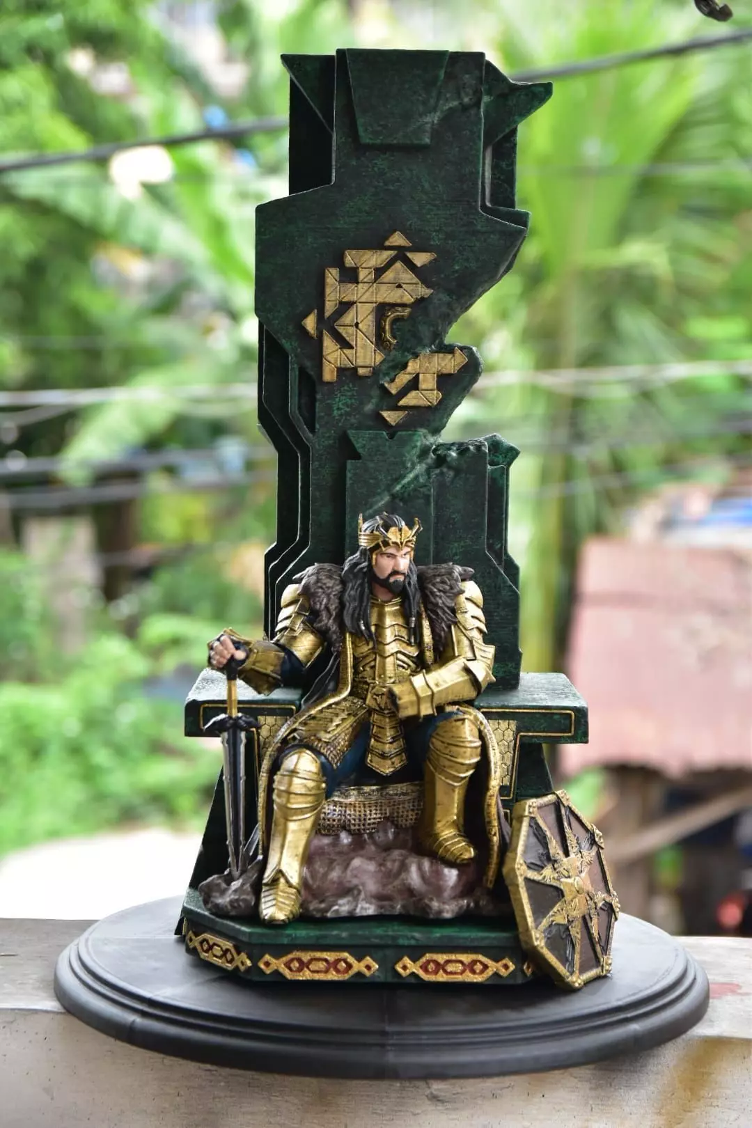 Thorin on Erebor Throne 3D print model_0