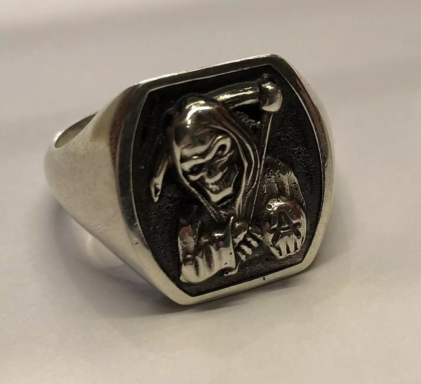 Ring with dead Free 3D print model
